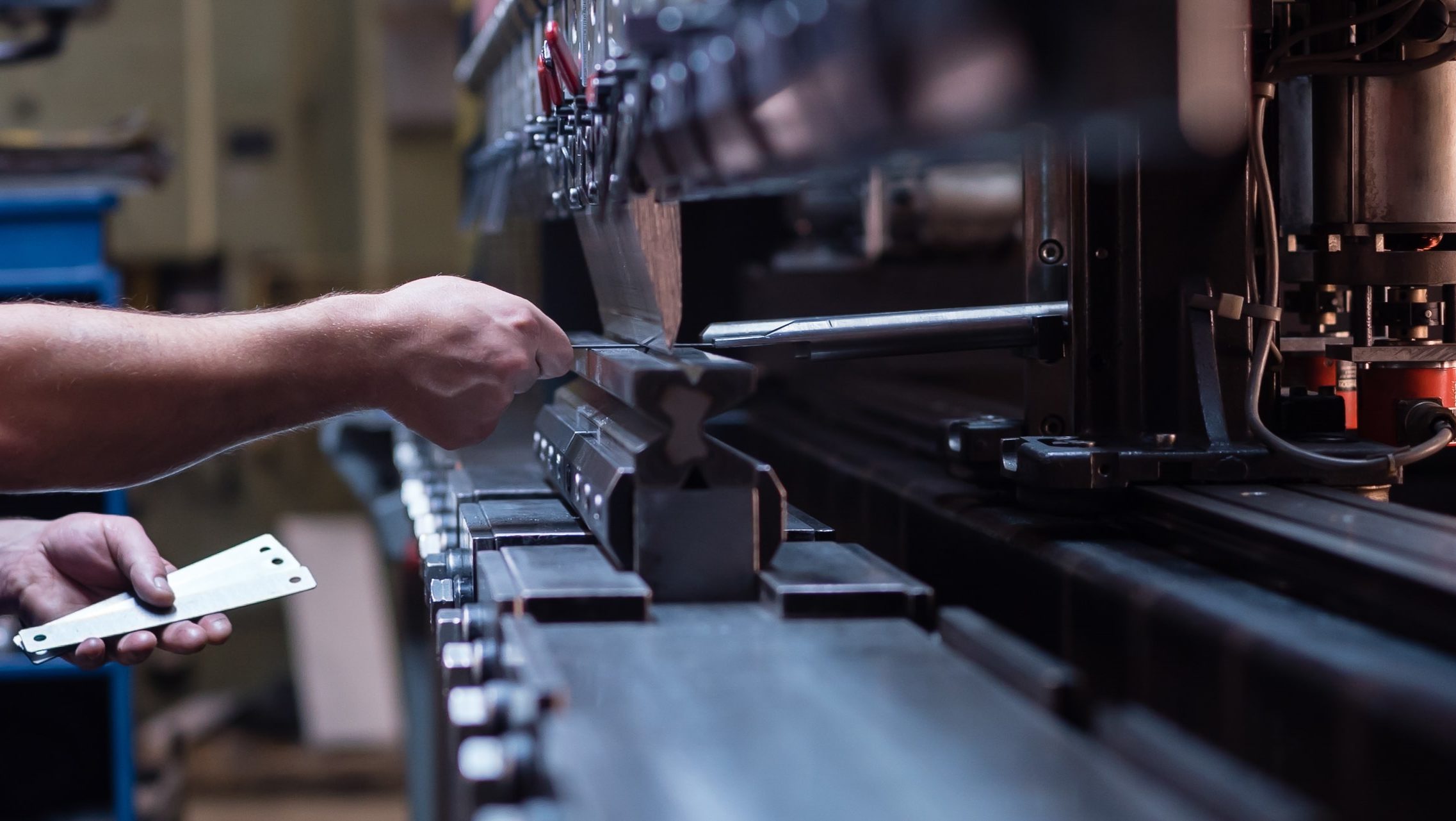 Marketing for Manufacturers: 6 Essential Tips to Get Started